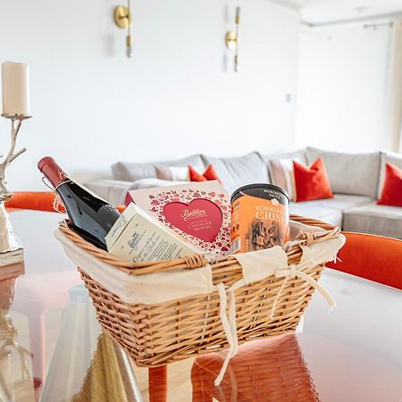 The View Greenwich - Luxury River Thames Apartment Londra Esterno foto